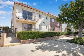 Building Photo - Casa Grande Apartments