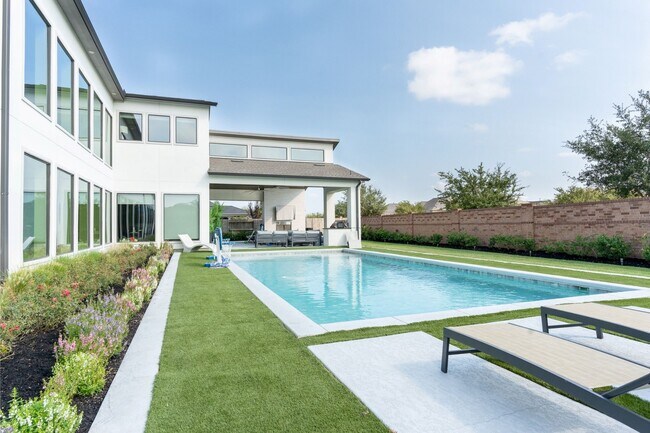 Building Photo - 11502 Lago Bella Dr