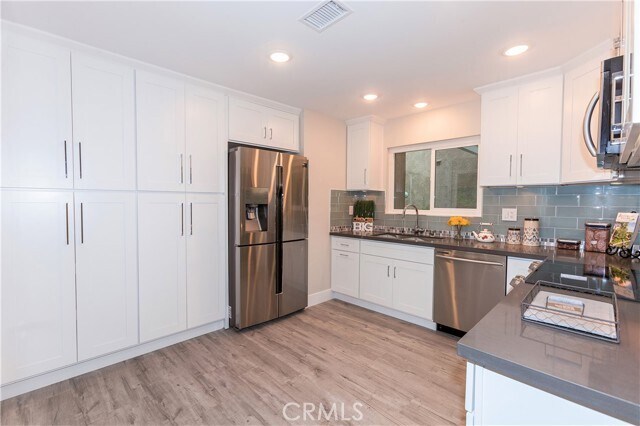 Building Photo - 2404 Via Mariposa W