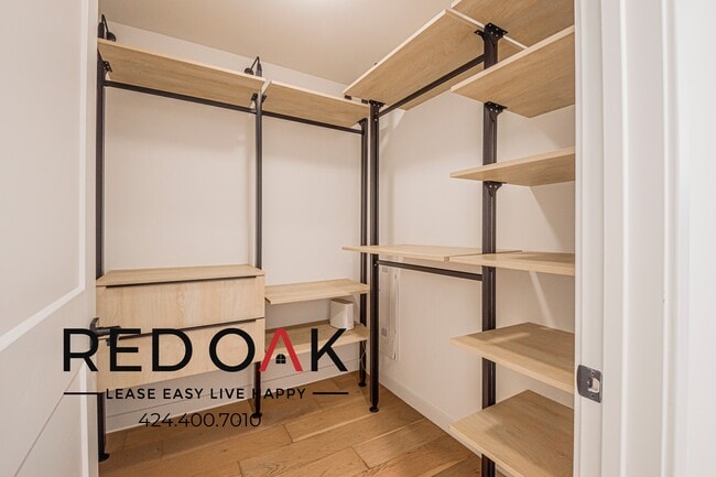 Building Photo - 1333 Orange Grove Ave