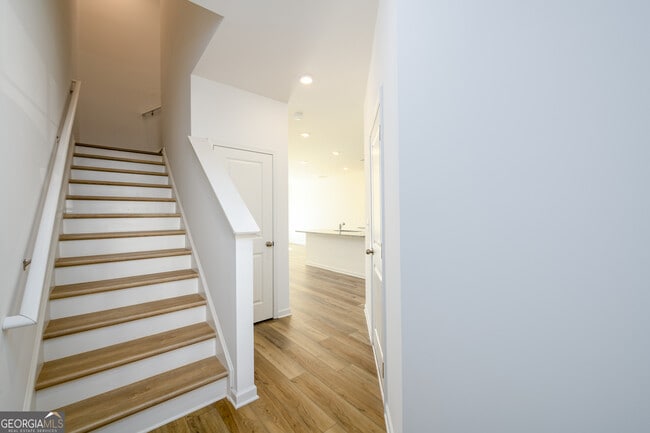 Building Photo - 2559 Adventure Way