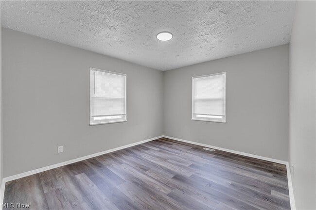 Building Photo - 4026 W 144th St