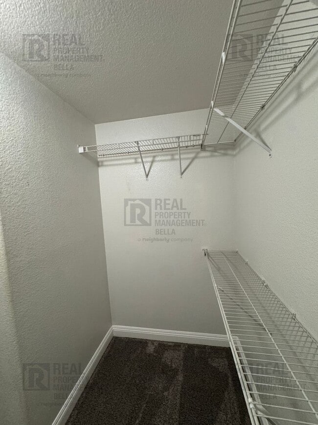 Building Photo - 23694 Canyon Heights Dr