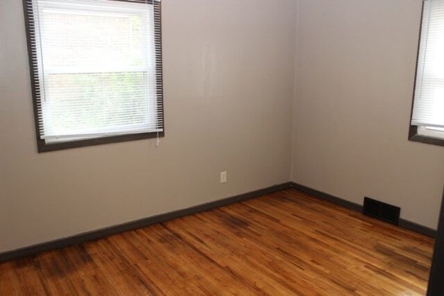 Building Photo - 1251 N Woodlawn Blvd