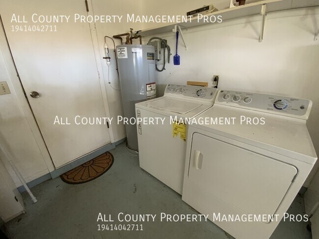 Building Photo - 519 Bradenton Rd