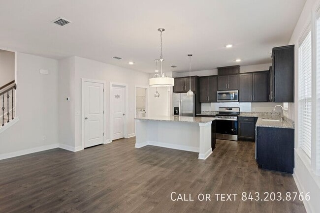 Building Photo - 803 Lachicotte Creek Dr