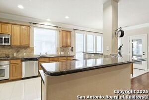 Building Photo - 630 Colosseo Way