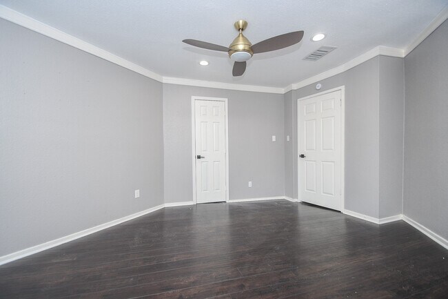 Building Photo - 12625 Memorial Dr