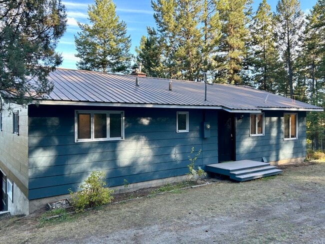 Building Photo - 110 Rimini Rd