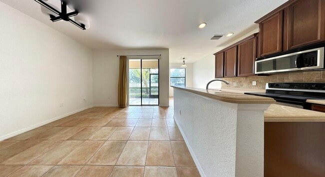 Building Photo - 4207 Via Piedra Cir