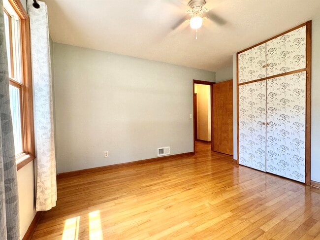 Building Photo - 222 S Midvale Blvd