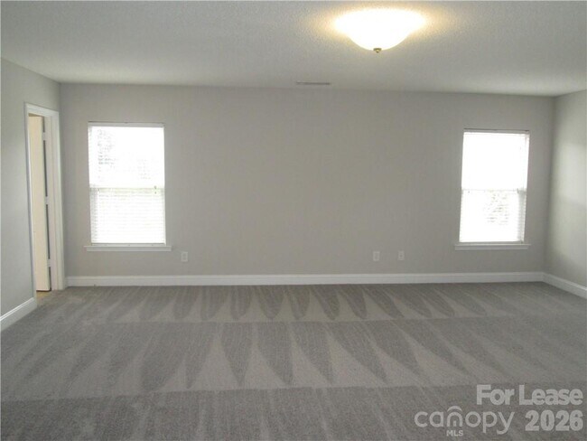 Building Photo - 12623 Cumberland Cove Dr