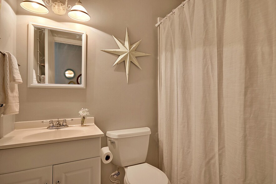 Building Photo - 37 Brighton Cir