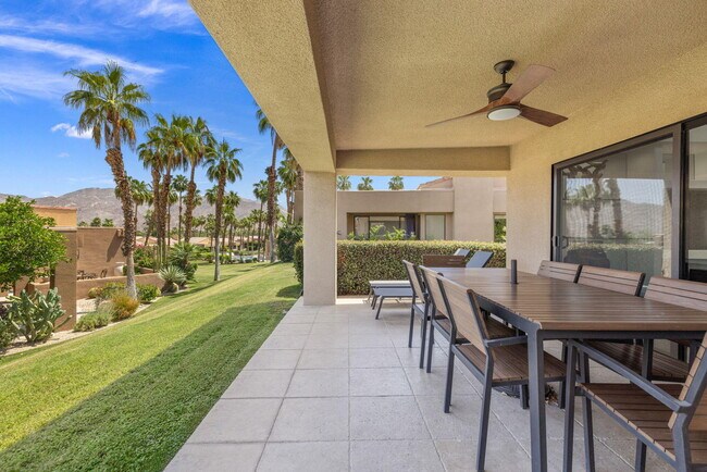 Building Photo - 73416 Mariposa Dr