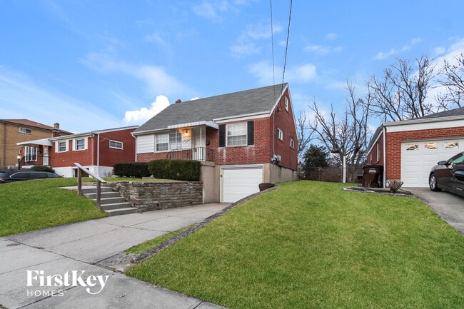 Building Photo - 714 Ivyhill Dr