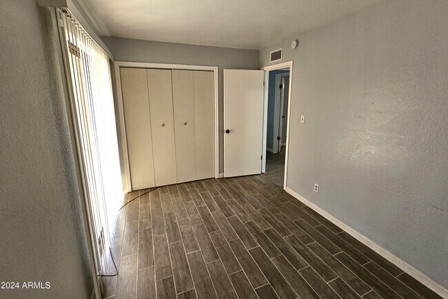 Building Photo - 8220 W Monaco Blvd