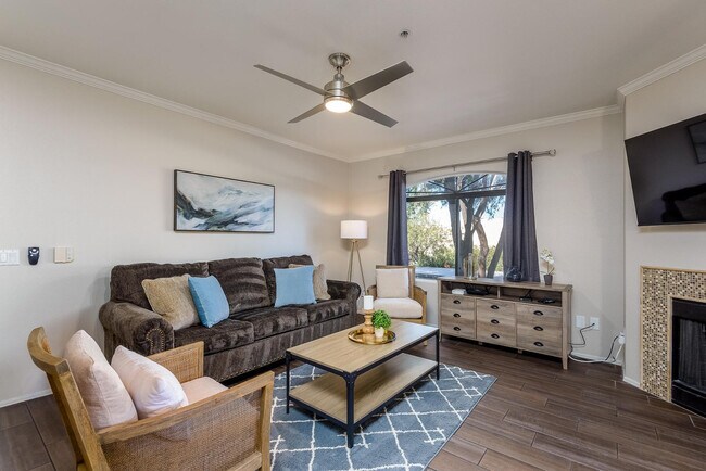 Building Photo - 15095 N Thompson Peak Pkwy