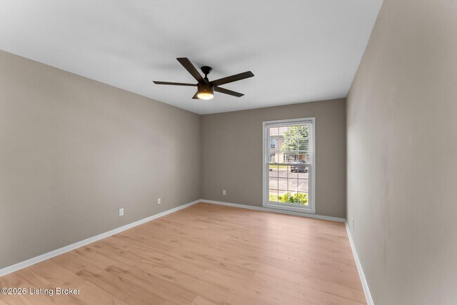 Building Photo - 320 Highwood Dr