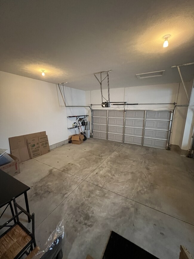 Building Photo - 2738 Kittansett Dr