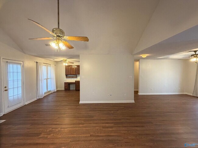 Building Photo - 3029 Battlement Rd SW