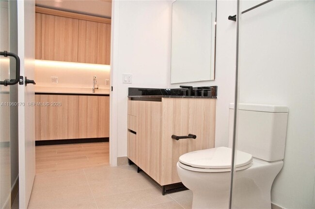 Building Photo - 225 N Miami Ave