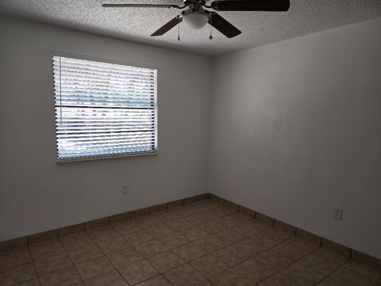 Building Photo - 5912 Orange Grove Ave