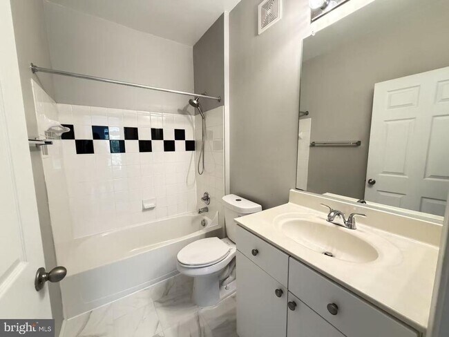 Building Photo - 11353 Aristotle Dr