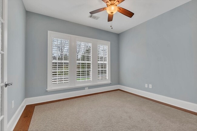 Building Photo - Del Webb Lake Providence Home