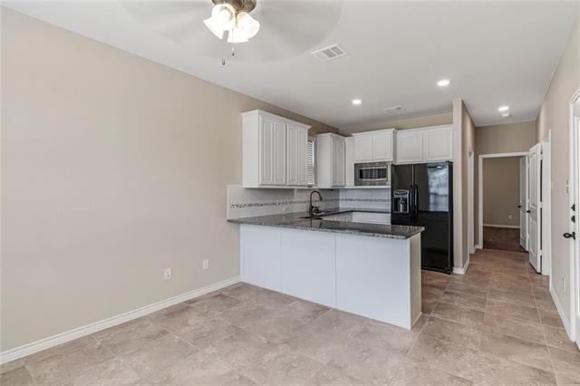 Building Photo - 3010 Lily Ln