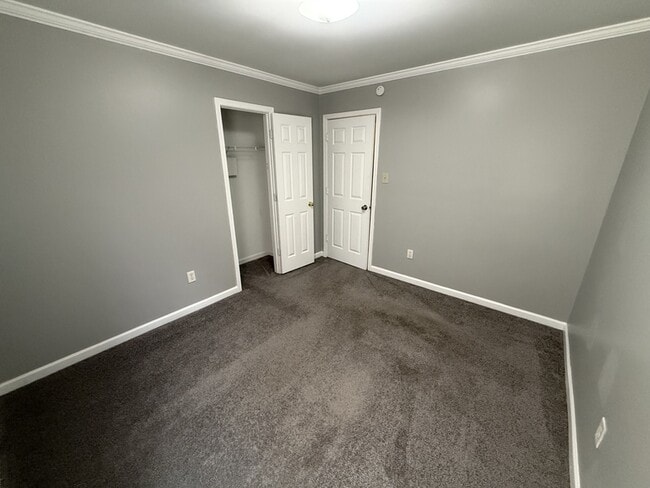Building Photo - 6843 Wrigley Dr