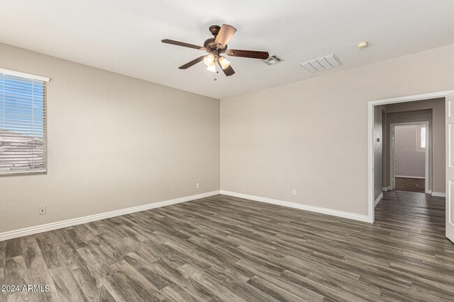 Building Photo - 3550 W Magellan Dr