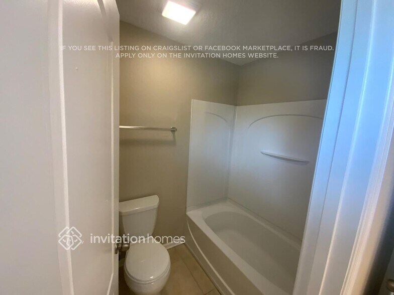 Building Photo - 782 Mosswood Chase