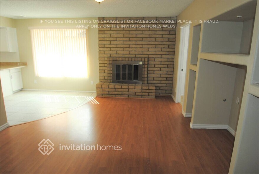 Building Photo - 7525 W Pinchot Ave