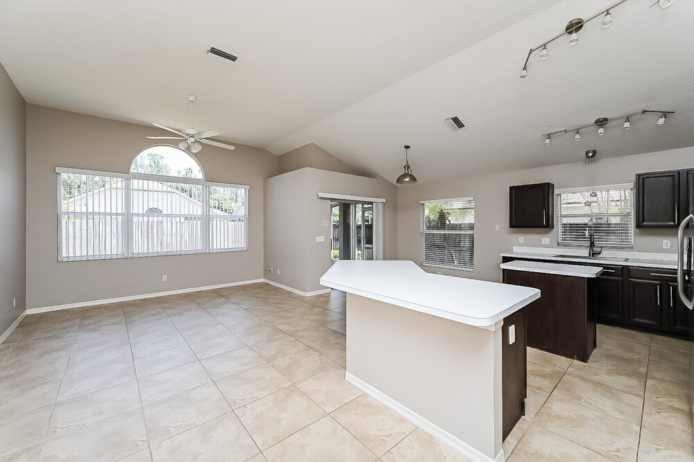 Building Photo - 6152 Weatherwood Cir