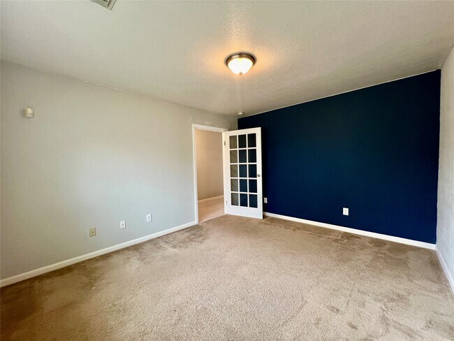 Building Photo - 16750 Bending Creek Ln