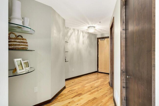 Building Photo - 1240 S 2nd St