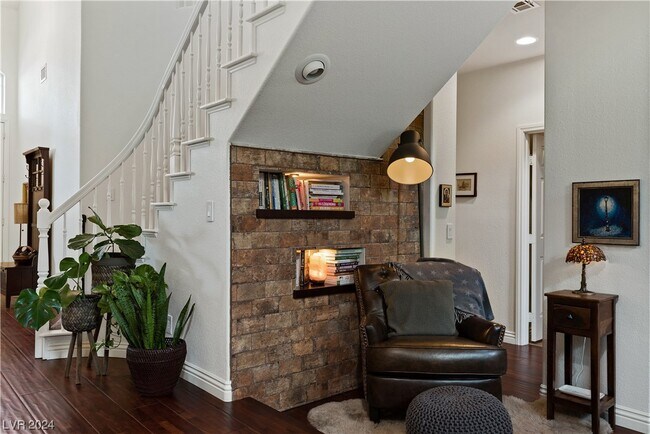 Building Photo - 3896 Ruskin St