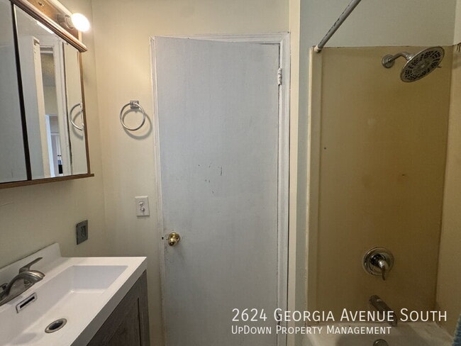 Building Photo - 2624 Georgia Ave S