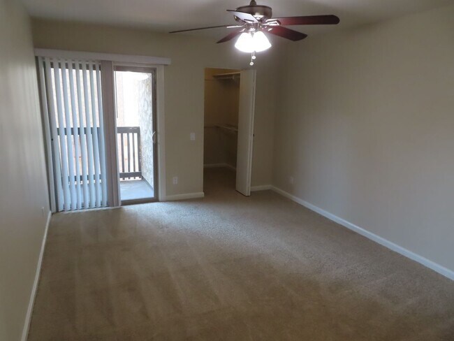 Building Photo - Updated Two Bedroom Condo in Fashion Valley / Mission Valley