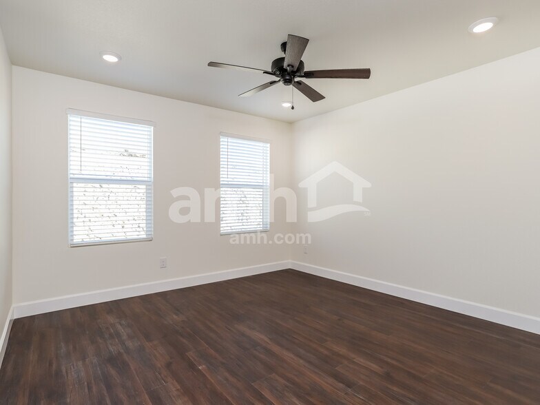 Building Photo - 6525 Enlightenment Dr