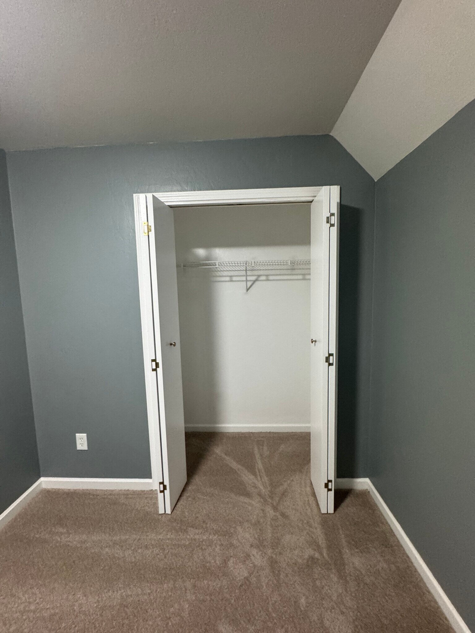 Building Photo - 11 Commercial St