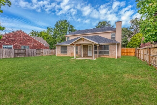 Building Photo - 5635 Sage Manor Dr