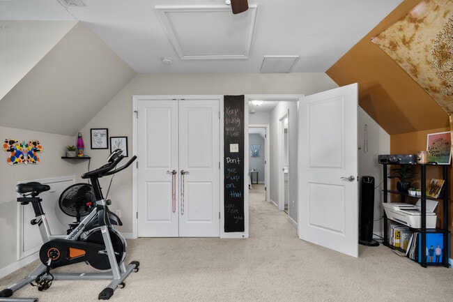 Building Photo - 2446 Gracie White Cir