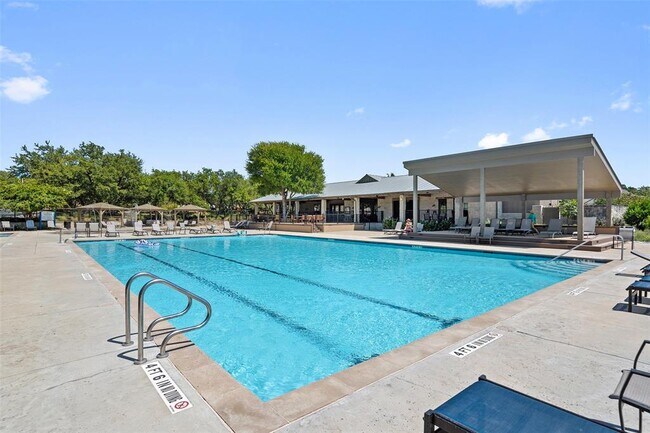 Building Photo - 4300 Sutter Cv