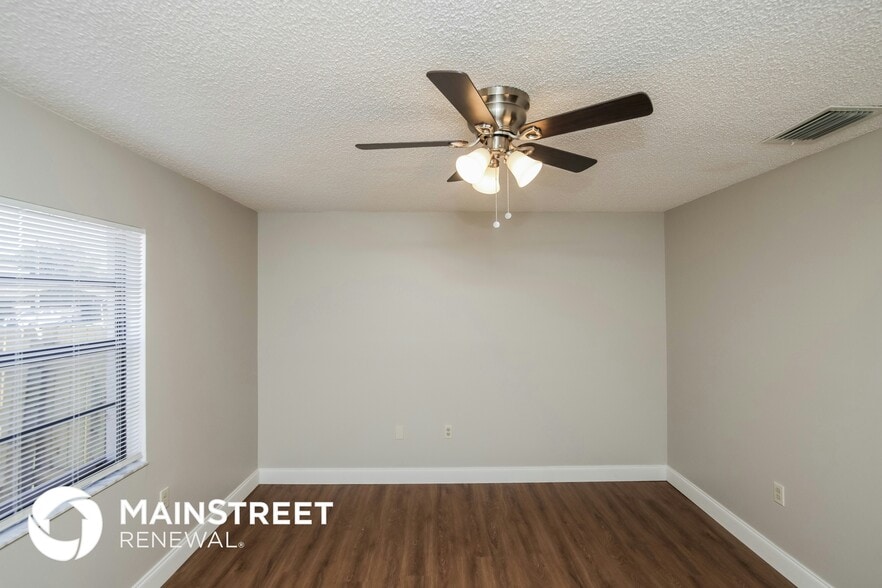 Building Photo - 1298 Robbinswood Dr