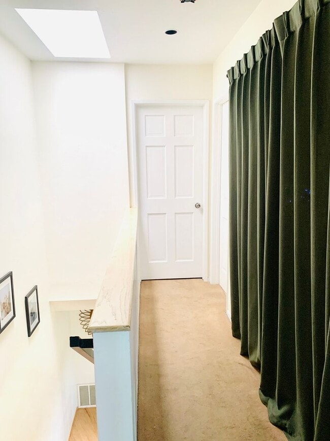 Building Photo - BEAUTIFUL 2BD/2.5BA Condo Available in Nor...