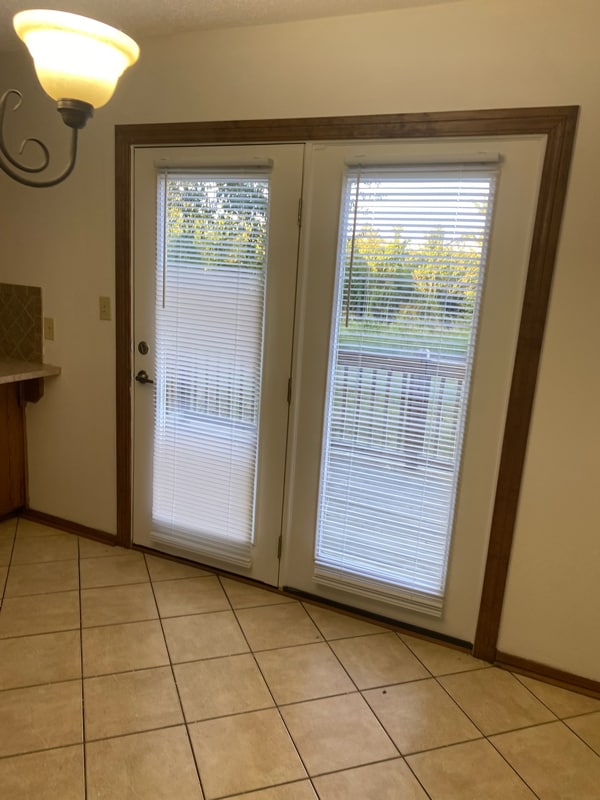 Building Photo - 2913 Laura Ln