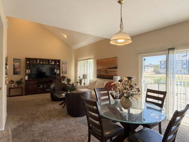 Building Photo - Lakeside 3 Bed/2.5 Bath Townhome in Gateway Community! Quiet, Scenic Living in The Heart Of Denver!