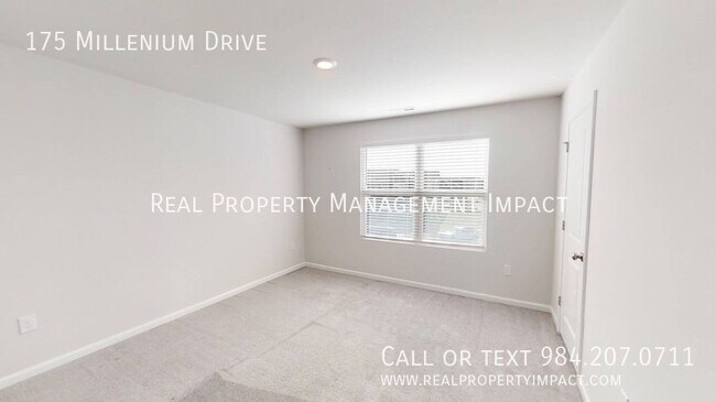 Building Photo - 175 Millennium Dr