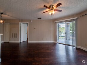 Building Photo - Regency Park - 16-209